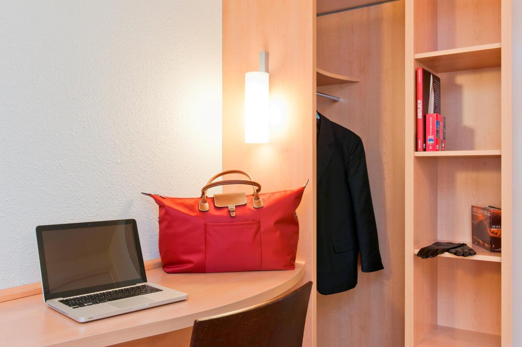 Ibis Lille Centre Gares Hotell Rom bilde