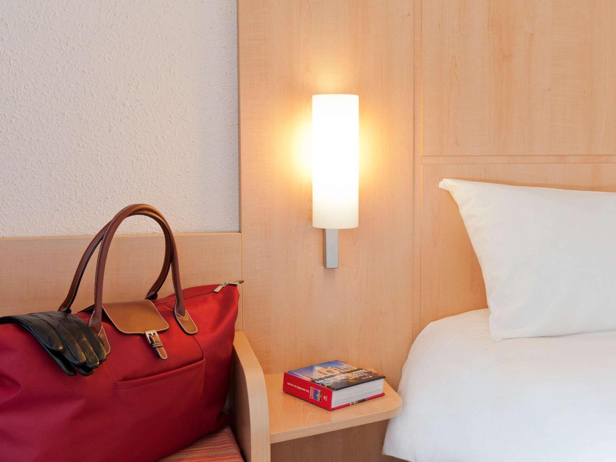 Ibis Lille Centre Gares Hotell Eksteriør bilde