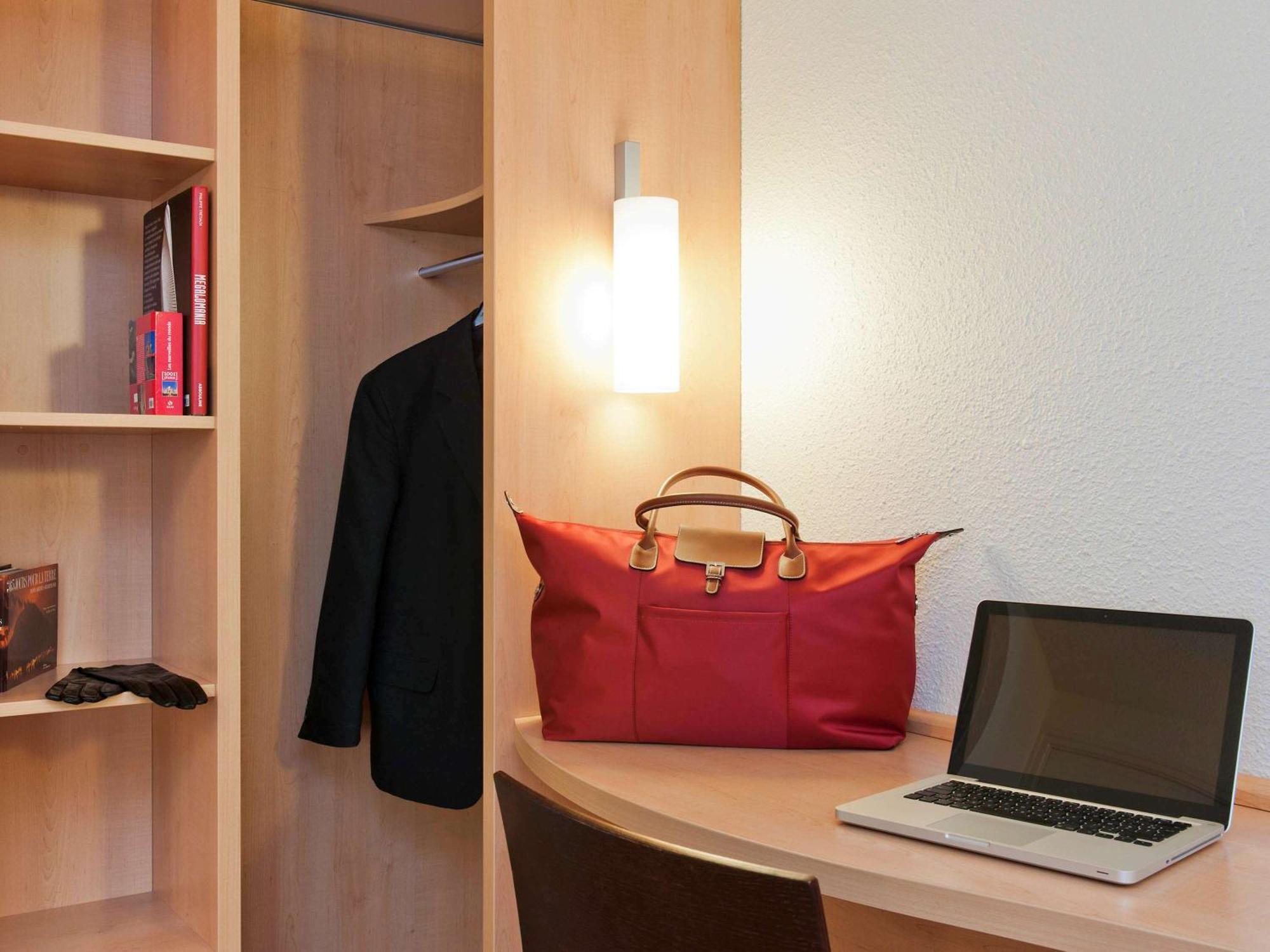Ibis Lille Centre Gares Hotell Eksteriør bilde